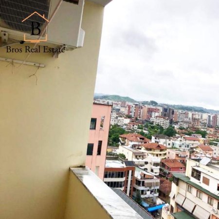 Tirane, jepet me qera apartament 2+1+BLK Kati 10, 99 m² 450 Euro (Perballe Deliorgjit)