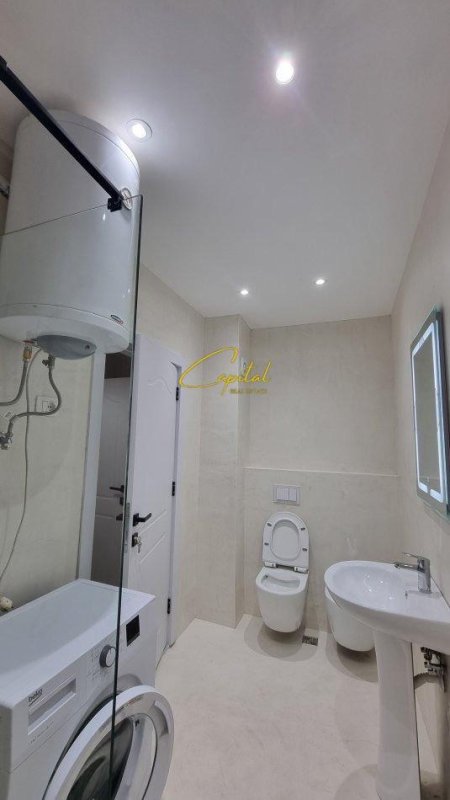 Tirane, jepet me qera apartament 1+1 Kati 7, 60 m² 530 € (DON BOSKO)