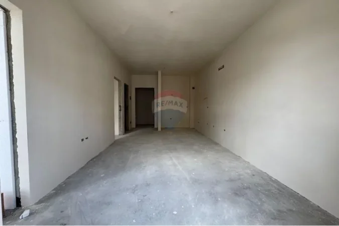 Tirane, shitet apartament 1+1 , 60 m² 82.000 € (Ish shqiponja)
