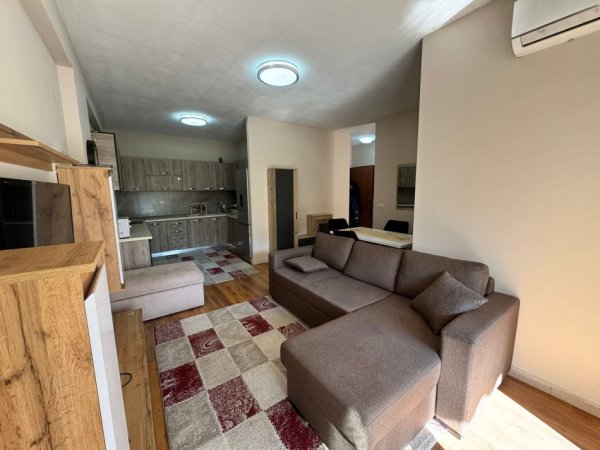 Tirane, jepet me qera apartament 2+1 Kati 3, 500 € 