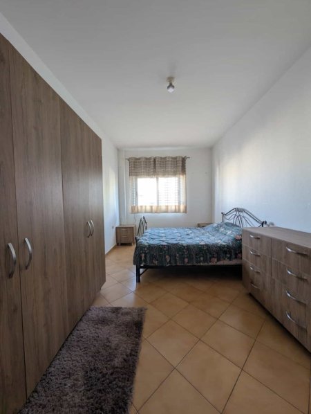 Tirane, jepet me qera apartament 2+1+Ballkon Kati 1, 86 m² 450 € (rruga dajtit)