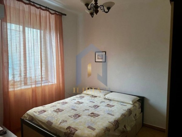 Tirane, shitet apartament 1+1+Ballkon Kati 2, 70 m² 185.000 € (Rruga E Durresit)