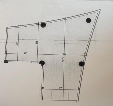 Tirane, jepet me qera ambjent biznesi Kati 1, 171 m² 2.500 € (Mine Peza)