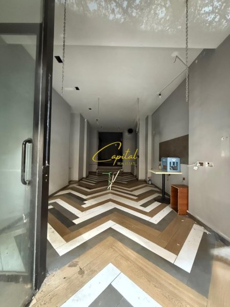 Tirane, jepet me qera ambjent biznesi Kati 0, 102 m² 1.500 € (MYSLYM SHYRI)