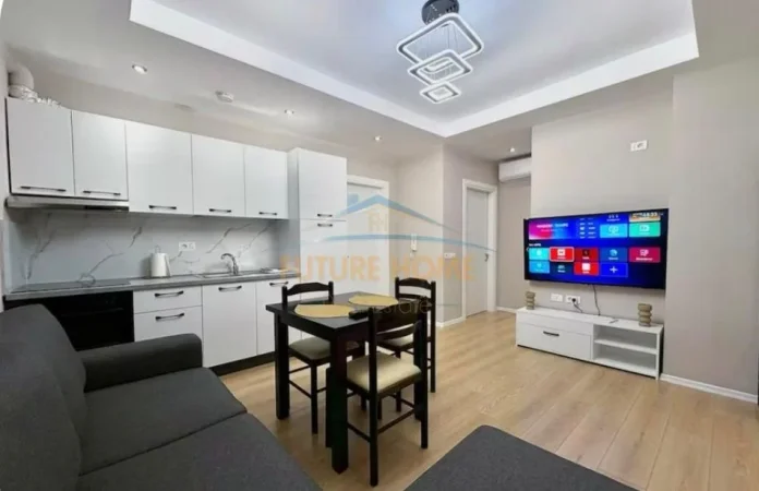 Tirane, jepet me qera apartament 2+1 Kati 1, 75 m² 900 € (Medreseja)