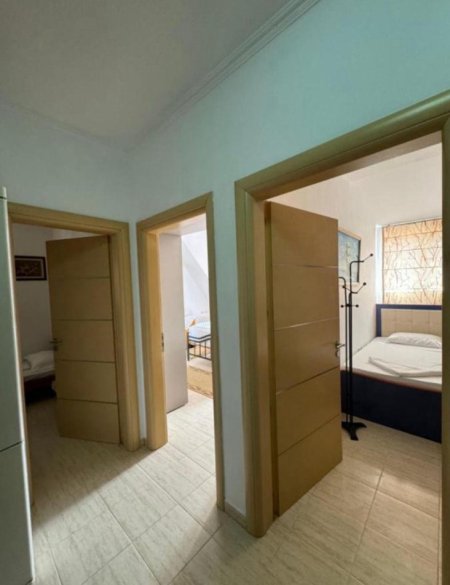 Tirane, jepet me qera apartament 3+1+Aneks Kati 7, 115 m² 800 € (Komuna e Parisit)