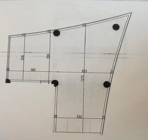 Tirane, jepet me qera ambjent biznesi Kati 1, 175 m² 2.500 € 
