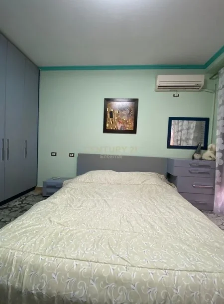 Tirane, shitet apartament 1+1+Aneks+Ballkon Kati 8, 73 m² 155.000 € 