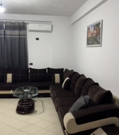 Tirane, shitet apartament 2+1+Ballkon Kati 3, 102 m² 98.000 € 