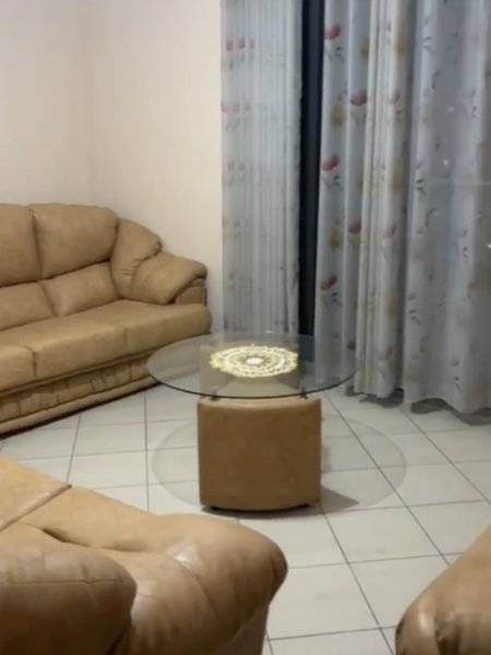 Tirane, shitet apartament 2+1+Ballkon Kati 3, 102 m² 98.000 € 