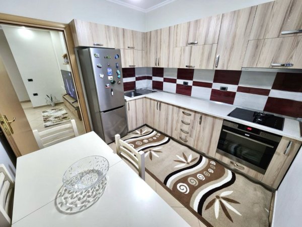 ✨Me Qera: 2+1+Kuzh. Vec+ 2wc (siper Kristal Center ) k3, Pllt i Ri - i Mobiluar & Investuar: || 650€/Muaj