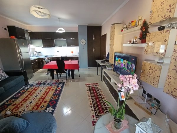 Tirane, shitet apartament 1+1 Kati 7, 76 m² 108.000 € (Misto Mame)