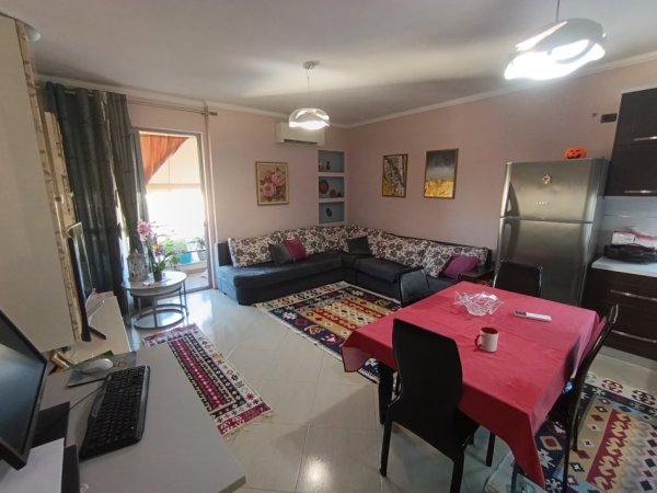 Tirane, shitet apartament 1+1 Kati 7, 76 m² 108.000 € (Misto Mame)