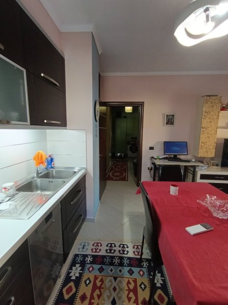 Tirane, shitet apartament 1+1 Kati 7, 76 m² 108.000 € (Misto Mame)
