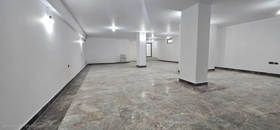 Tirane, jepet me qera ambjent biznesi Kati 0, 200 m² 3.700 € (bulevardi bajram curri)