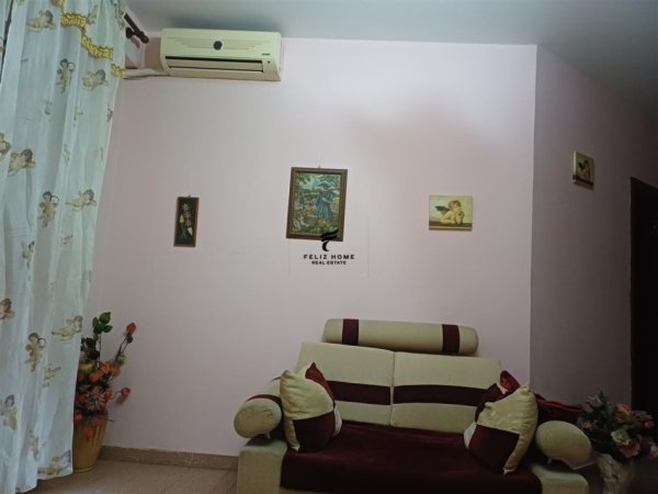 Tirane, jepet me qera 1+1 , 50 m² 400 € (ASTIR)
