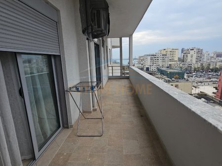 Durres, shitet apartament 3+1+Ballkon Kati 8, 111 m² 138.000 € 
