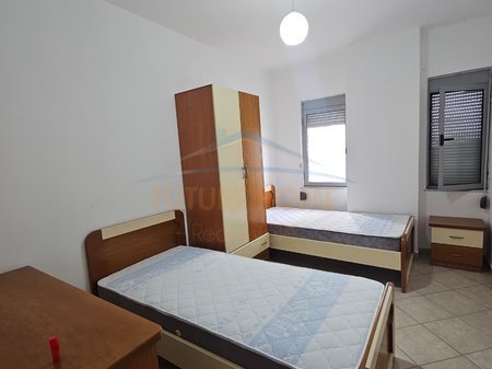 Durres, shitet apartament 3+1+Ballkon Kati 8, 111 m² 138.000 € 