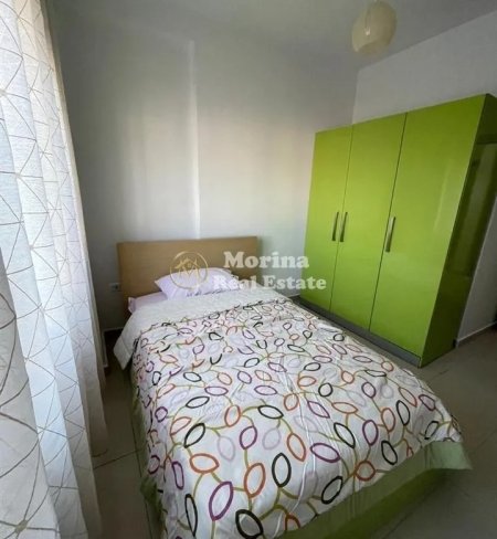 Tirane, jepet me qera apartament 3+1 Kati 6, 120 m² 500 € (Yzberisht)