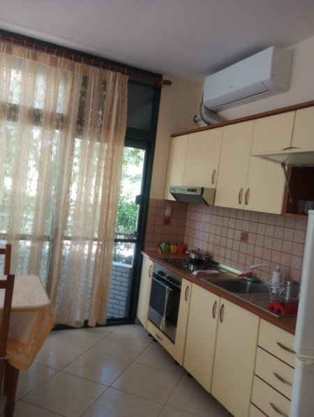 Golem/Plazh, jepet me qera apartament 1+1+Ballkon Kati 0, 65 m² 350 €