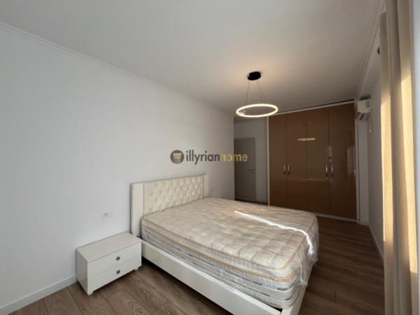 Tirane, jepet me qera apartament 2+1+Ballkon Kati 2, 90 m² 800 € (Kodra e Diellit)