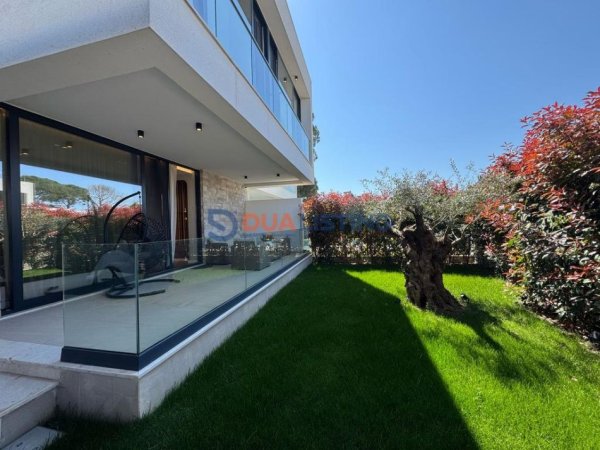 Durres, shitet Vile 3+1 , 750.000 € (Gjiri i Lalzit)