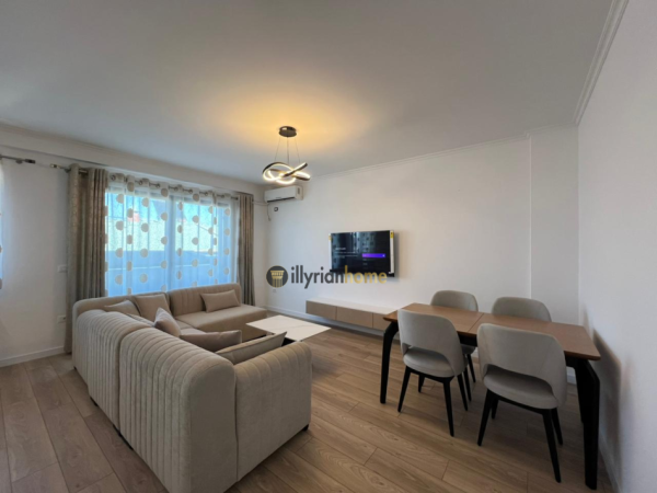 Tirane, jepet me qera apartament 2+1+Ballkon Kati 3, 90 m² 800 € (Kodra e Diellit)