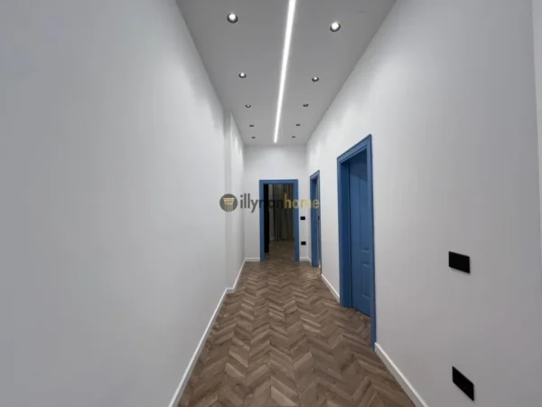 Tirane, jepet me qera apartament 2+1 Kati 0, 90 m² 900 € (Kodra e Diellit)