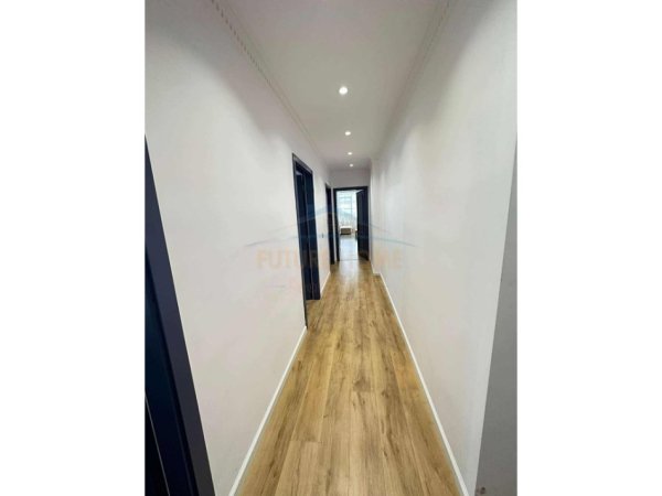 Tirane, shitet apartament 2+1 Kati 2, 89 m² 190.000 € (brryli)
