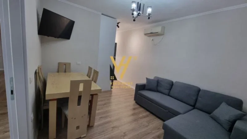 Tirane, jepet me qera apartament 1+1+Ballkon Kati 7, 60 m² 530 € (DON BOSKO)