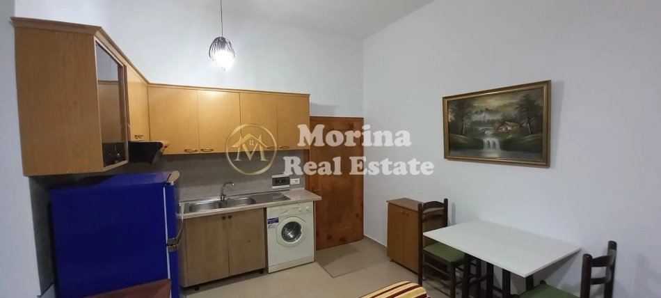 Tirane, jepet me qera garsonier 1+1 Kati 1, 40 m² 330 € (Shkoze)