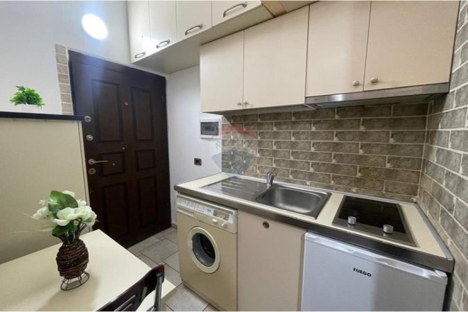 Tirane, jepet me qera garsonier , 35 m² 380 € (5 maji)