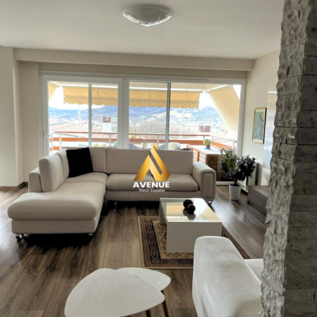 Green and White Minimalist House for Sale Facebook Post - 2025-10-20T160913.494.png