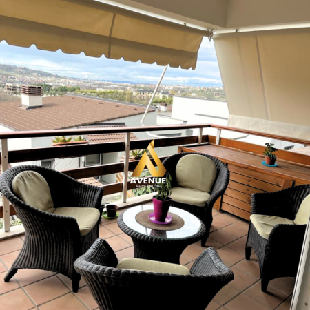 Green and White Minimalist House for Sale Facebook Post - 2025-10-20T160728.825.png