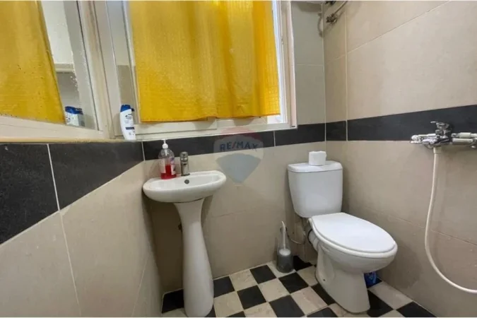 Tirane, jepet me qera garsonier , 35 m² 380 € (5 Maji)