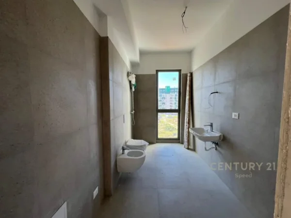 Tirane, jepet me qera apartament 2+1+Aneks+Ballkon Kati 3, 124 m² 800 € (Bulevardi i Ri)