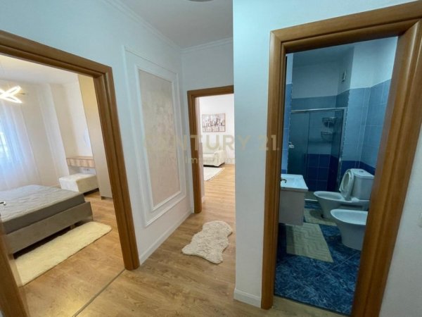 Tirane, shitet apartament 1+1 Kati 8, 63 m² 109.000 € (Astir)