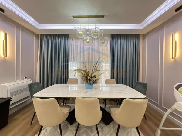 Tirane, shitet apartament 3+1 Kati 6, 153 m² 245.000 € (Unaza e Re)