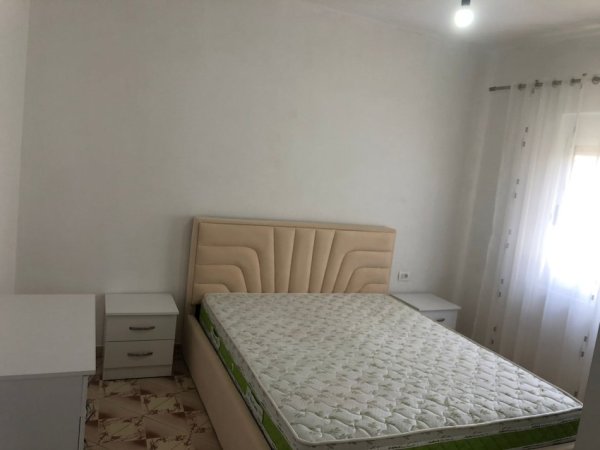 Durres, jepet me qera apartament 1+1+Aneks+Ballkon Kati 4, 65 m² 350 € 