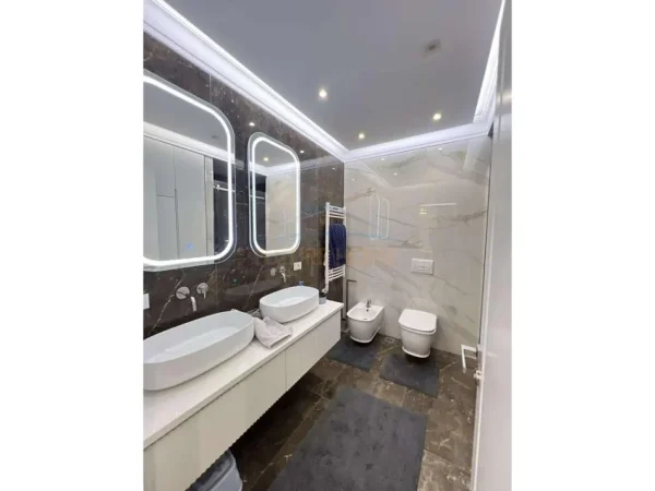 Tirane, shitet apartament 3+1 Kati 6, 153 m² 245.000 € (Astir , Rruga Teodor Keko)