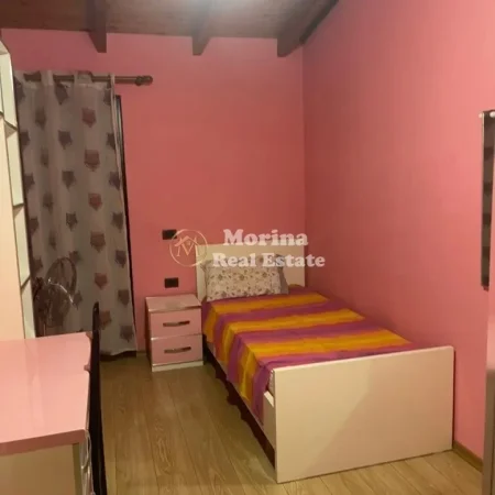 Tirane, jepet me qera Vile Dublex Kati 2, 130 m² 700 € (Shkoze)