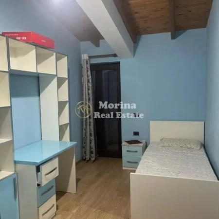 Tirane, jepet me qera Vile Dublex Kati 2, 130 m² 700 € (Shkoze)