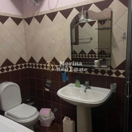 Tirane, jepet me qera Vile Dublex Kati 2, 130 m² 700 € (Shkoze)