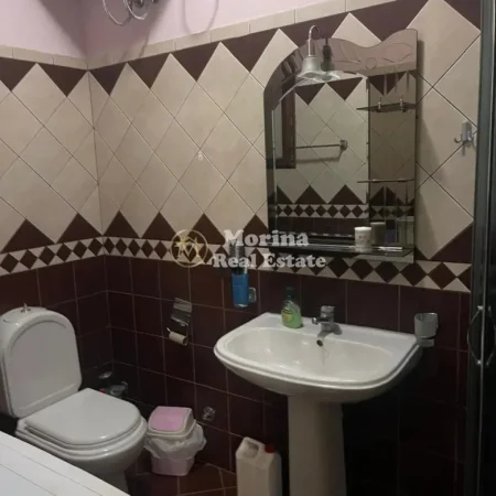 Tirane, jepet me qera Vile Dublex Kati 2, 130 m² 700 € (Shkoze)