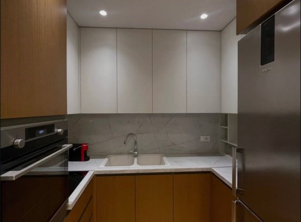 Tirane, jepet me qera apartament 2+1+Ballkon Kati 4, 100 m² 1.350 € (Rruga e ullishtes)
