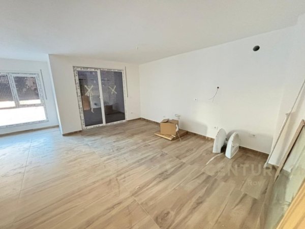 Kavaje, shitet apartament duplex 2+1 Kati 0, 119 m² 143.000 € (Golem)