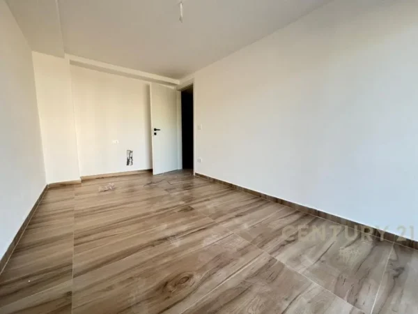 Kavaje, shitet apartament duplex 2+1 Kati 0, 119 m² 143.000 € (Golem)