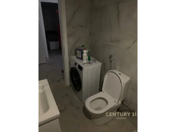 Kavaje, shitet apartament 1+1 Kati 3, 64 m² 97.000 € (Shkembi i Kavajes)