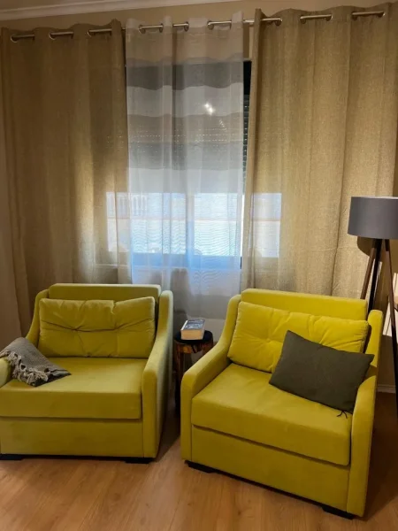 Shkembi Kavajes, shitet apartament 1+1+Ballkon Kati 3, 63 m² (Shkëmbi Kavajës)