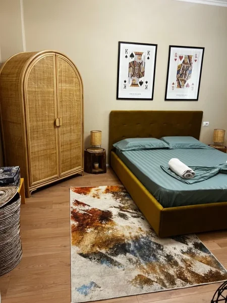 Shkembi Kavajes, shitet apartament 1+1+Ballkon Kati 3, 63 m² (Shkëmbi Kavajës)